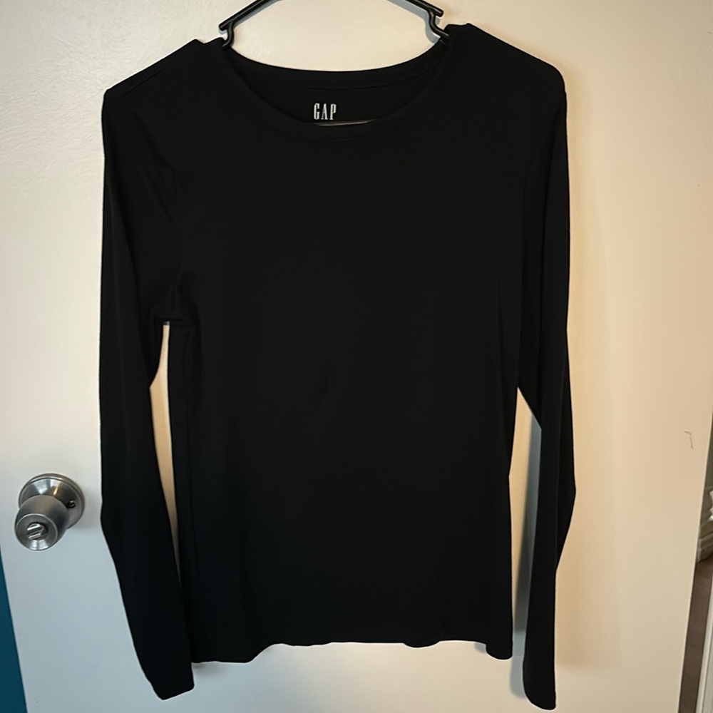 Gap Long-Sleeve Tee